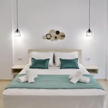 Centro - * Sitia (Crete)
